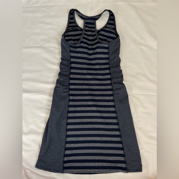 Lola Women’s Striped Blue Sleeveless Racerback Athletic Dress Size Small - Picture 2 of 5